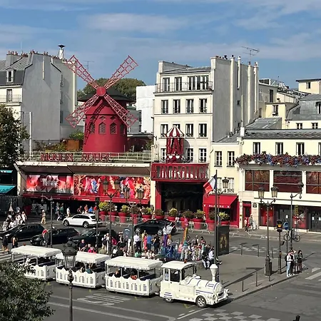 Charming Moulin Rouge *